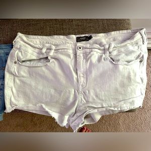 Torrid size 22 white jean shorts with ripped hem